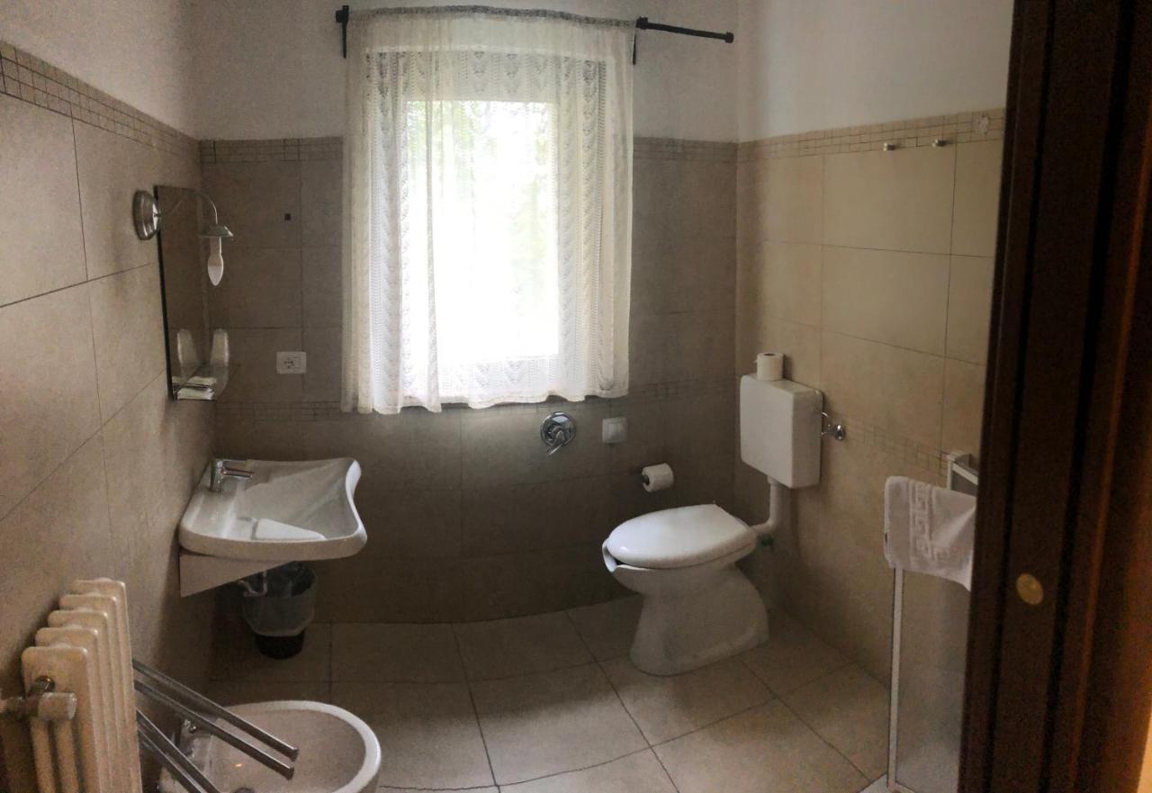Albergo Bertocchi Collagna Extérieur photo