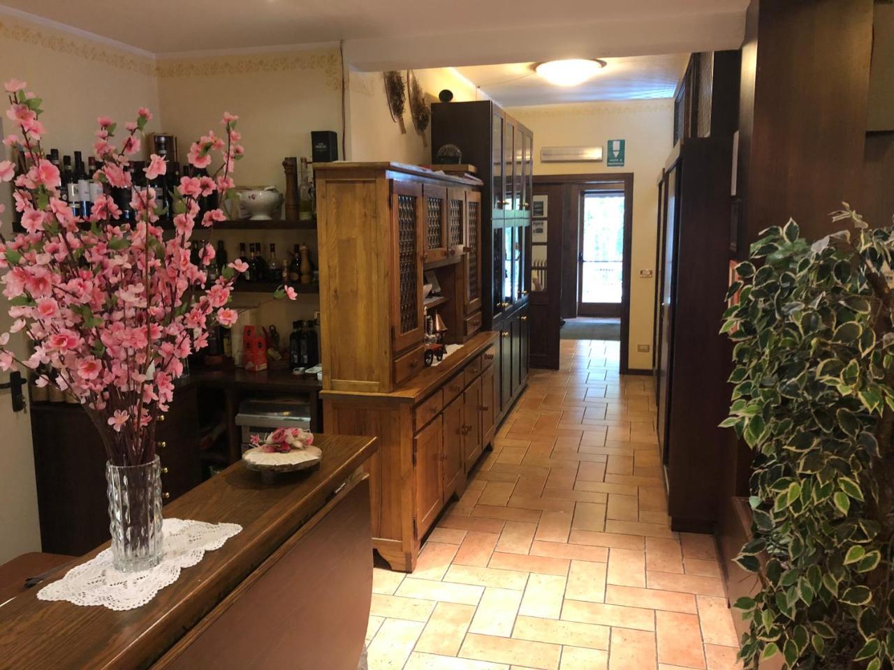 Albergo Bertocchi Collagna Extérieur photo