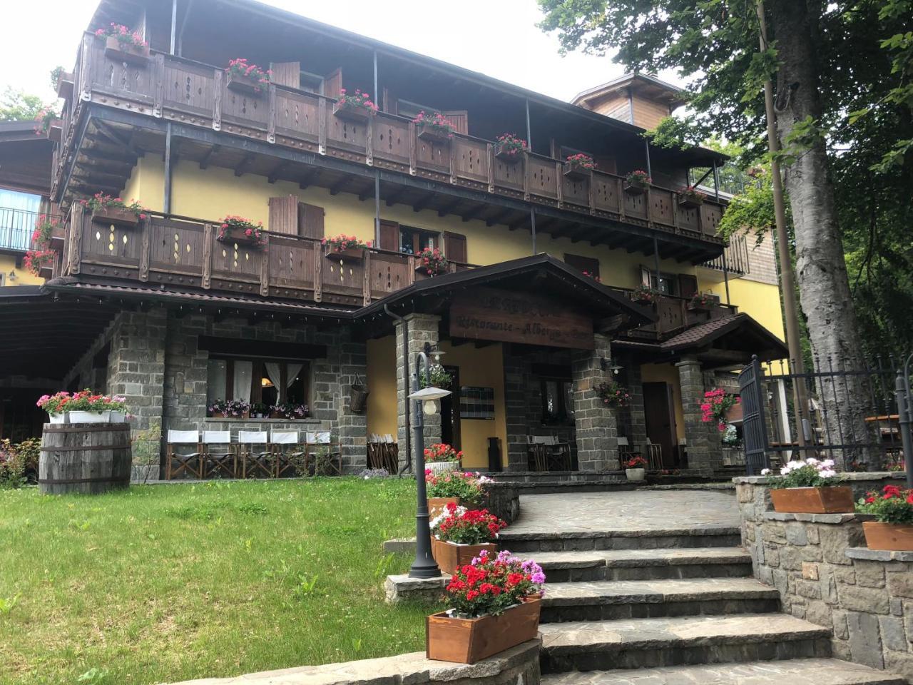 Albergo Bertocchi Collagna Extérieur photo
